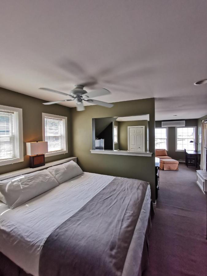 Inn On The Harbour And Telegraph House Port Stanley Exteriér fotografie