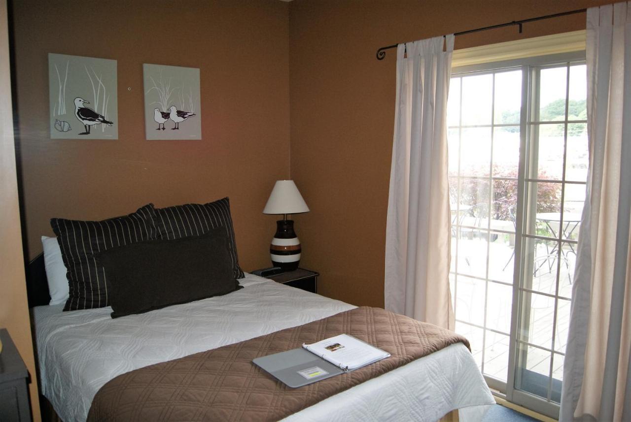 Inn On The Harbour And Telegraph House Port Stanley Exteriér fotografie